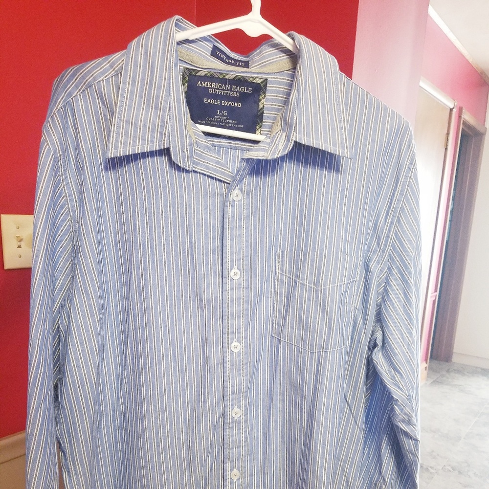 American Eagle mens shirt